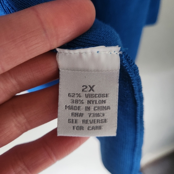 dressbarn Heavy Sweater-Shawl - Picture 4 of 8